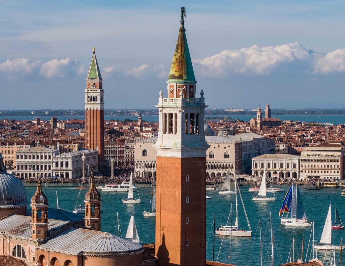 2960 Ca Frari Apartament *