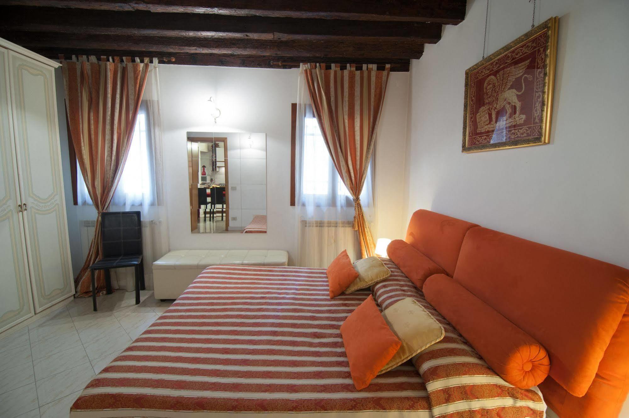 2960 Ca Frari Wenecja